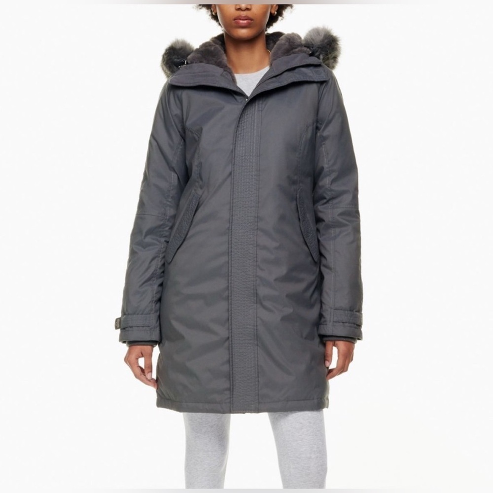 TNA Summit Parka| Charcoal Hooded Ski Jacket| Aritzia|